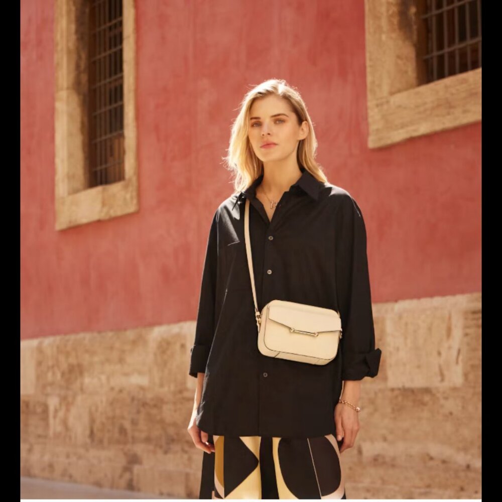 NWT Strathberry Mosaic Camera Bag in Vanilla